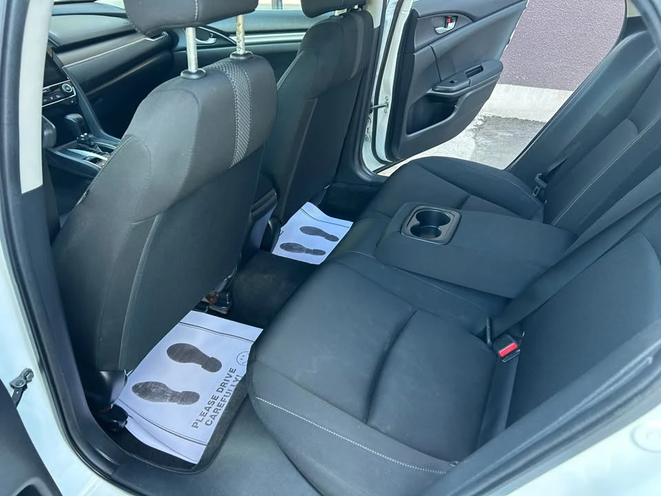 2019 Honda Civic 10th Gen - Image 8 of 17