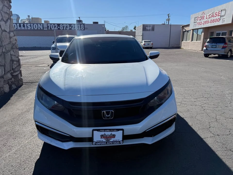 2019 Honda Civic 10th Gen - Image 5 of 11