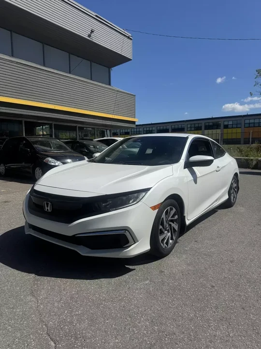 2019 Honda Civic 10th Gen - Image 3 of 15