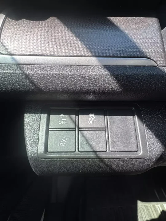 2019 Honda Civic 10th Gen - Image 13 of 15