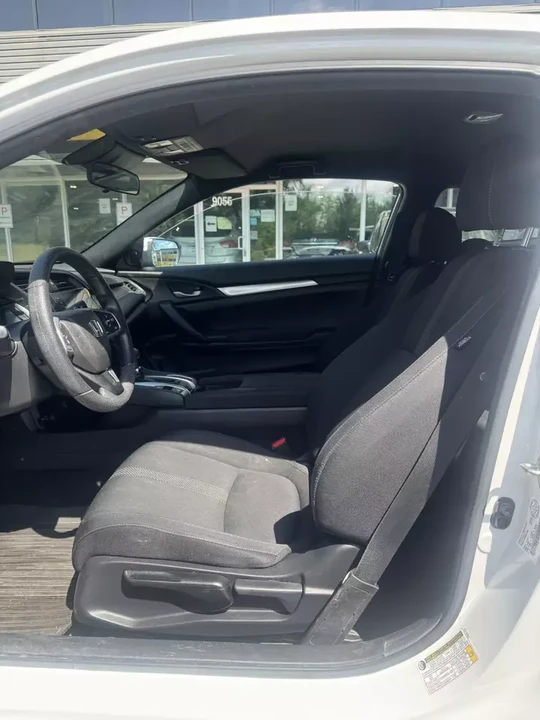 2019 Honda Civic 10th Gen - Image 14 of 15