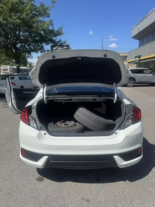 2019 Honda Civic 10th Gen - Image 7 of 15