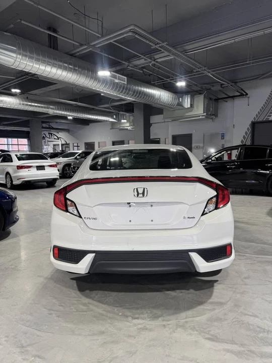 2019 Honda Civic 10th Gen - Image 5 of 14