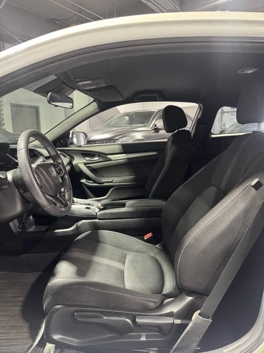 2019 Honda Civic 10th Gen - Image 11 of 14