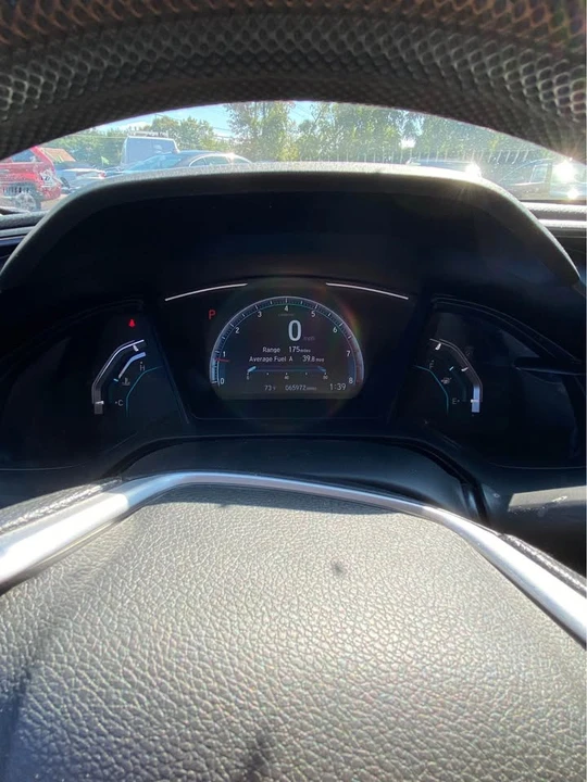 2019 Honda Civic 10th Gen - Image 7 of 8