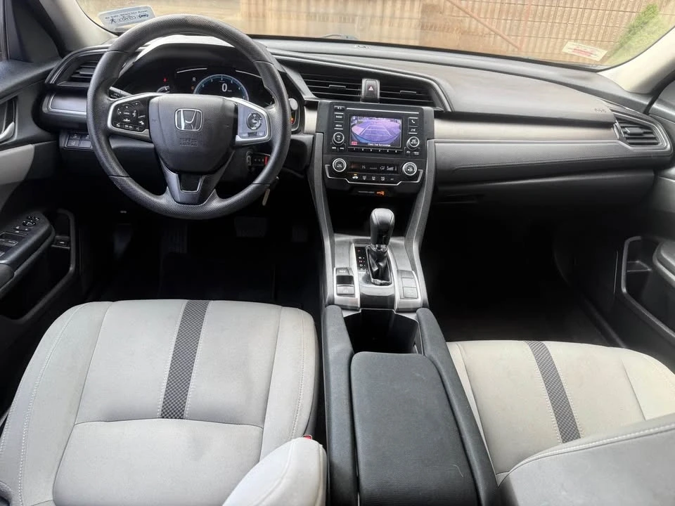 2019 Honda Civic 10th Gen - Image 9 of 10