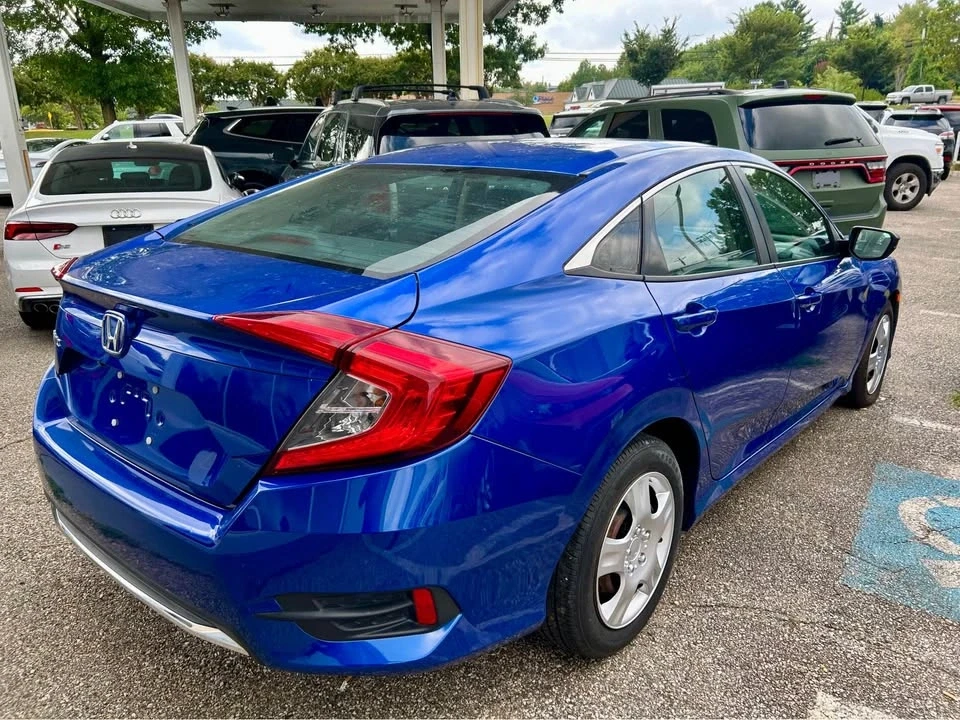 2019 Honda Civic 10th Gen - Image 2 of 4