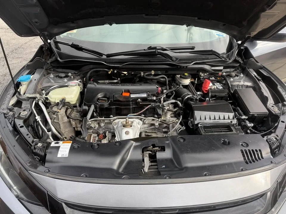 2019 Honda Civic 10th Gen - Image 8 of 10