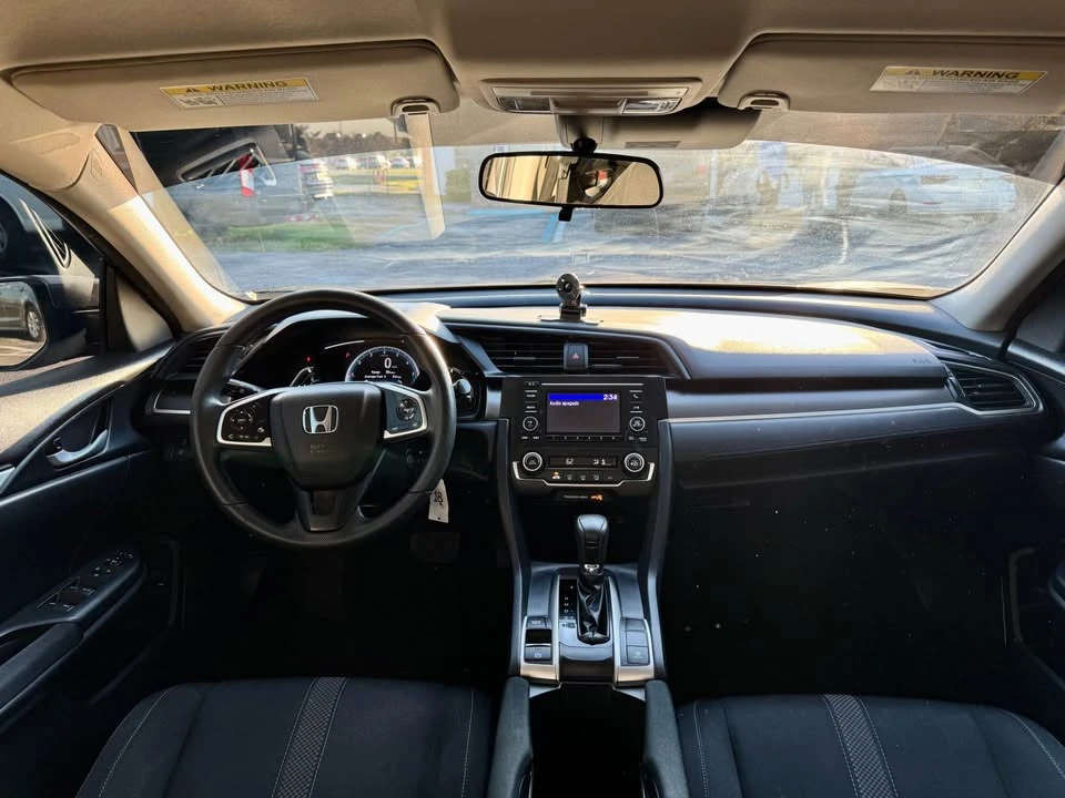 2019 Honda Civic 10th Gen - Image 8 of 12