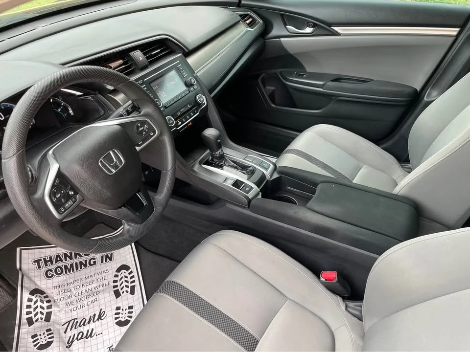 2019 Honda Civic 10th Gen - Image 9 of 11