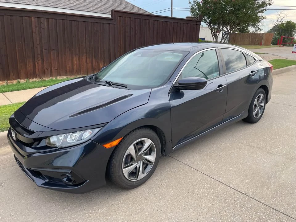 2019 Honda Civic 10th Gen - Image 3 of 11