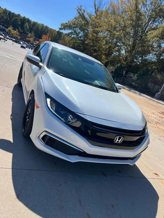 2019 Honda Civic 10th Gen - Image 2 of 17