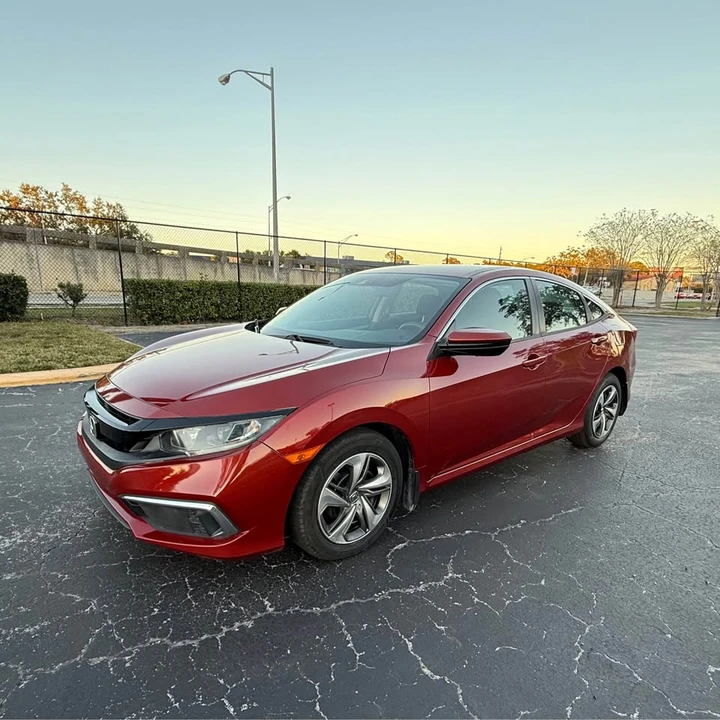2019 Honda Civic 10th Gen - Image 2 of 11