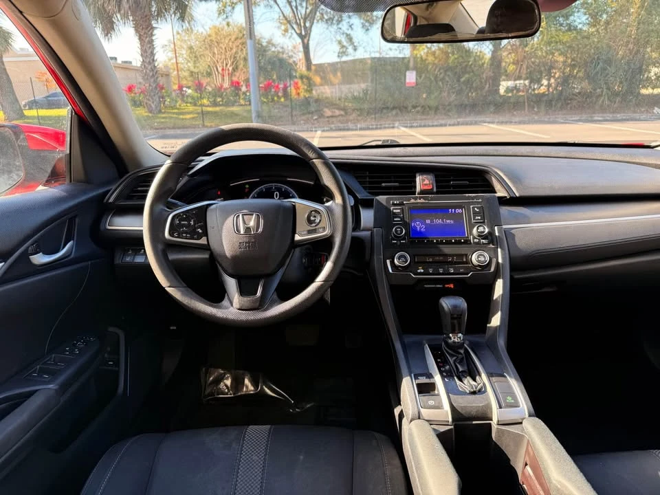 2019 Honda Civic 10th Gen - Image 15 of 20