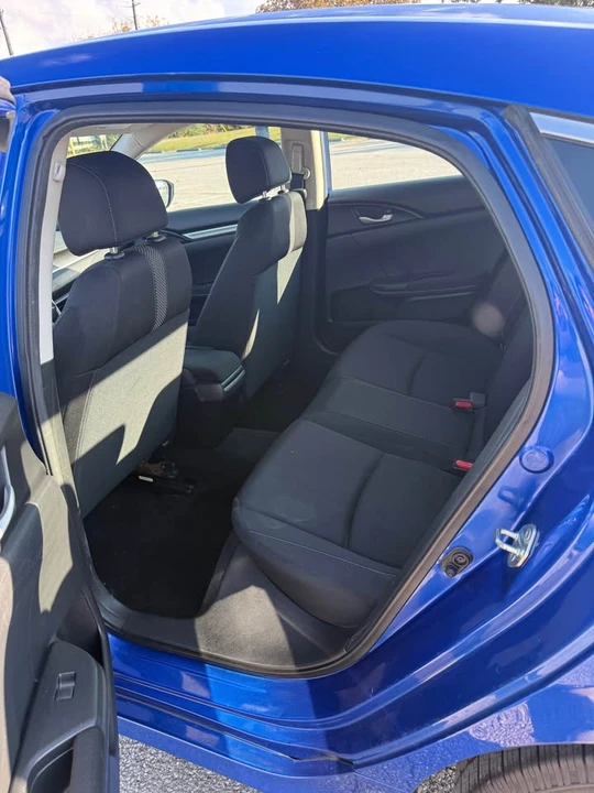 2019 Honda Civic 10th Gen - Image 6 of 8