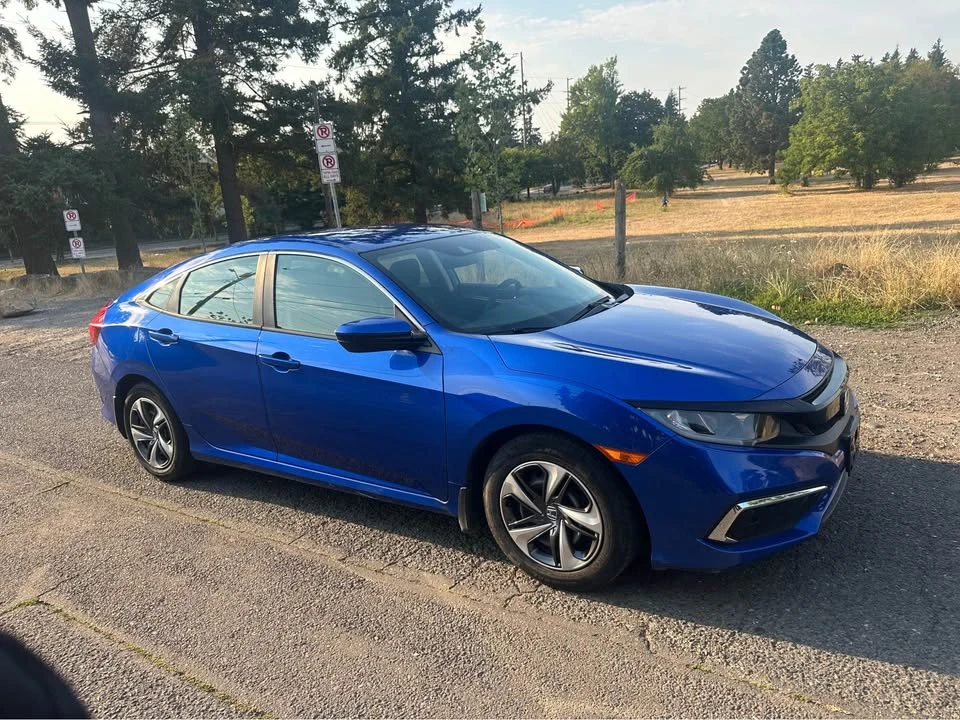 2019 Honda Civic 10th Gen - Image 2 of 18