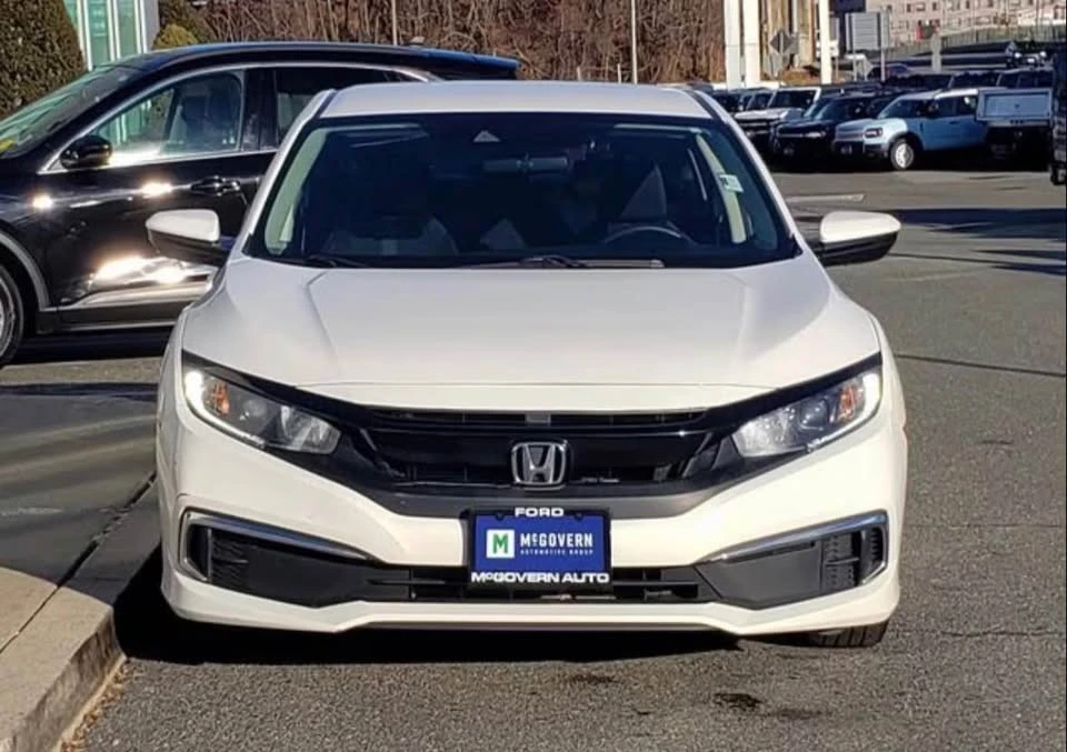 2019 Honda Civic 10th Gen - Image 3 of 13
