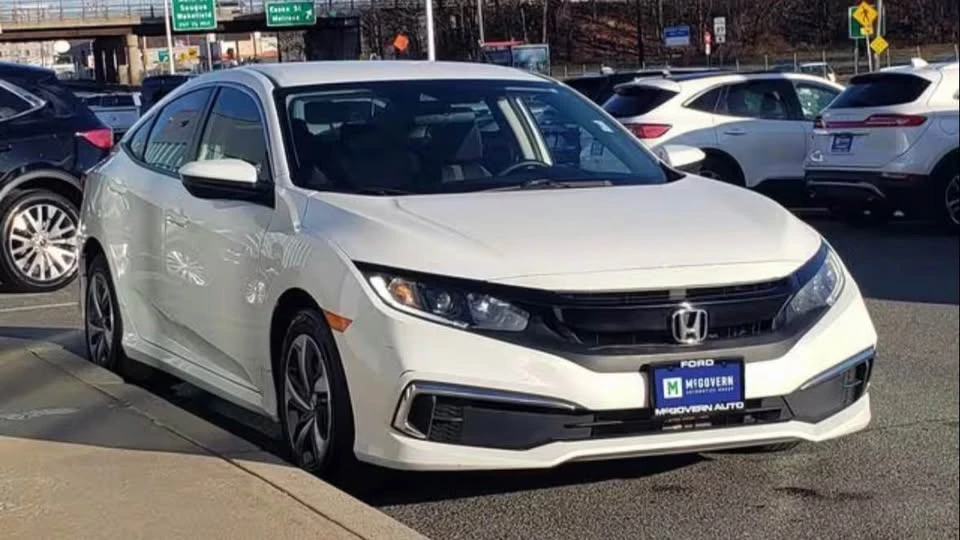 2019 Honda Civic 10th Gen - Image 2 of 13