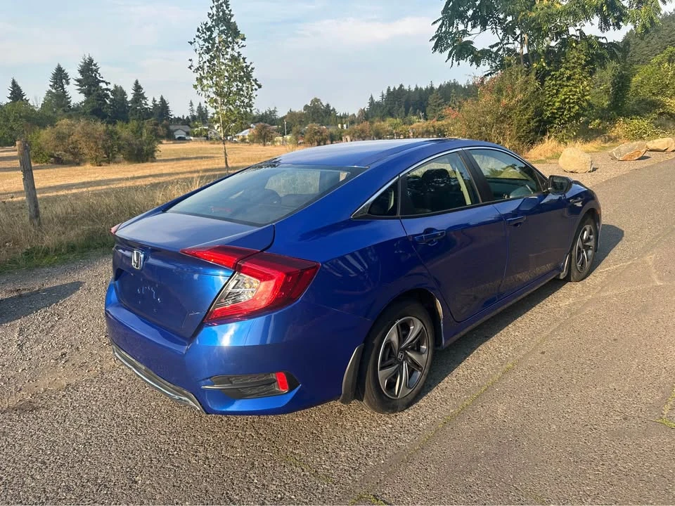 2019 Honda Civic 10th Gen - Image 5 of 18
