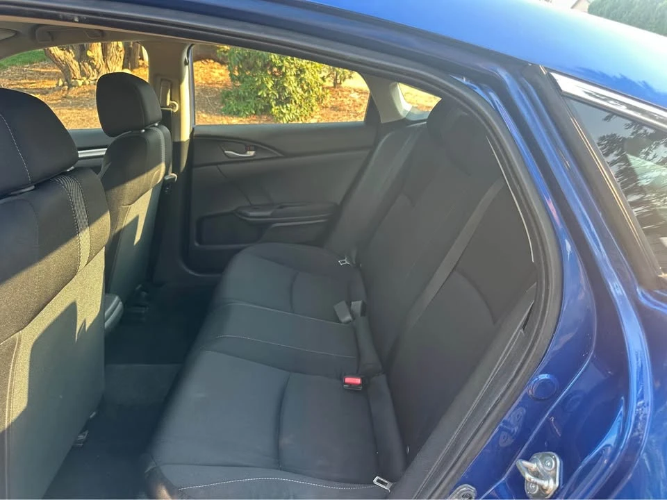 2019 Honda Civic 10th Gen - Image 13 of 18