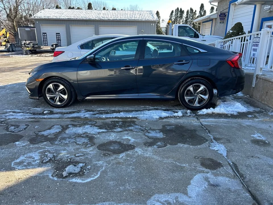 2019 Honda Civic 10th Gen - Image 3 of 3
