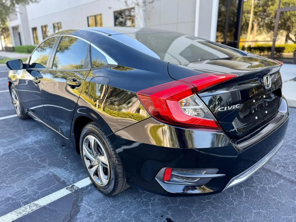 2019 Honda Civic 10th Gen - Image 4 of 15