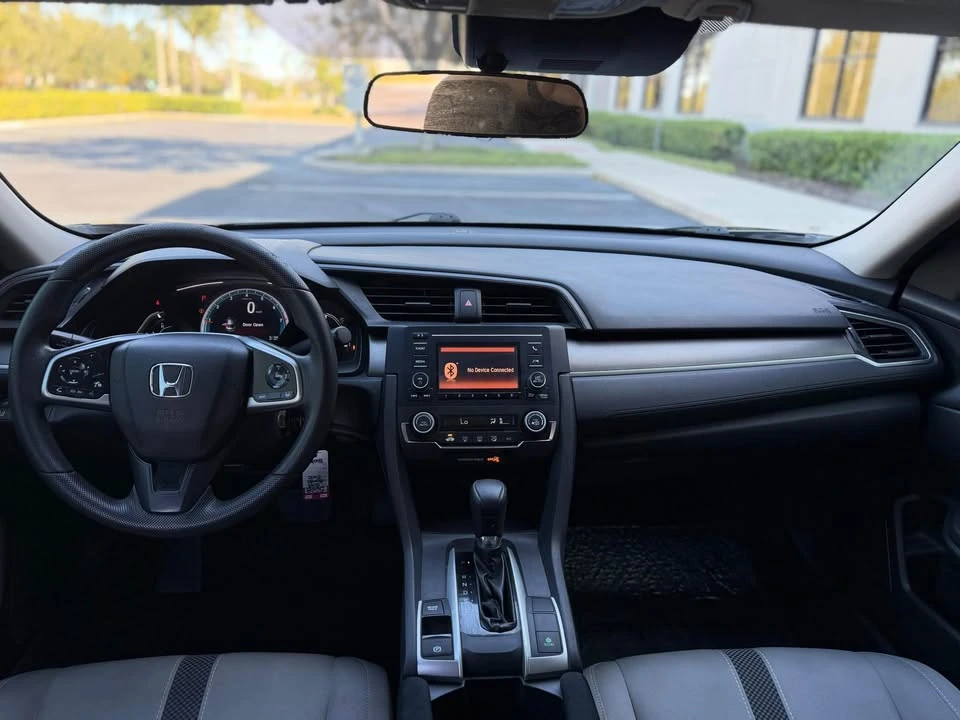 2019 Honda Civic 10th Gen - Image 7 of 15