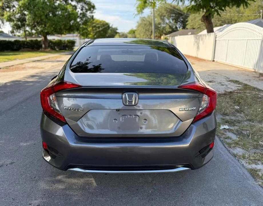 2019 Honda Civic 10th Gen - Image 5 of 20