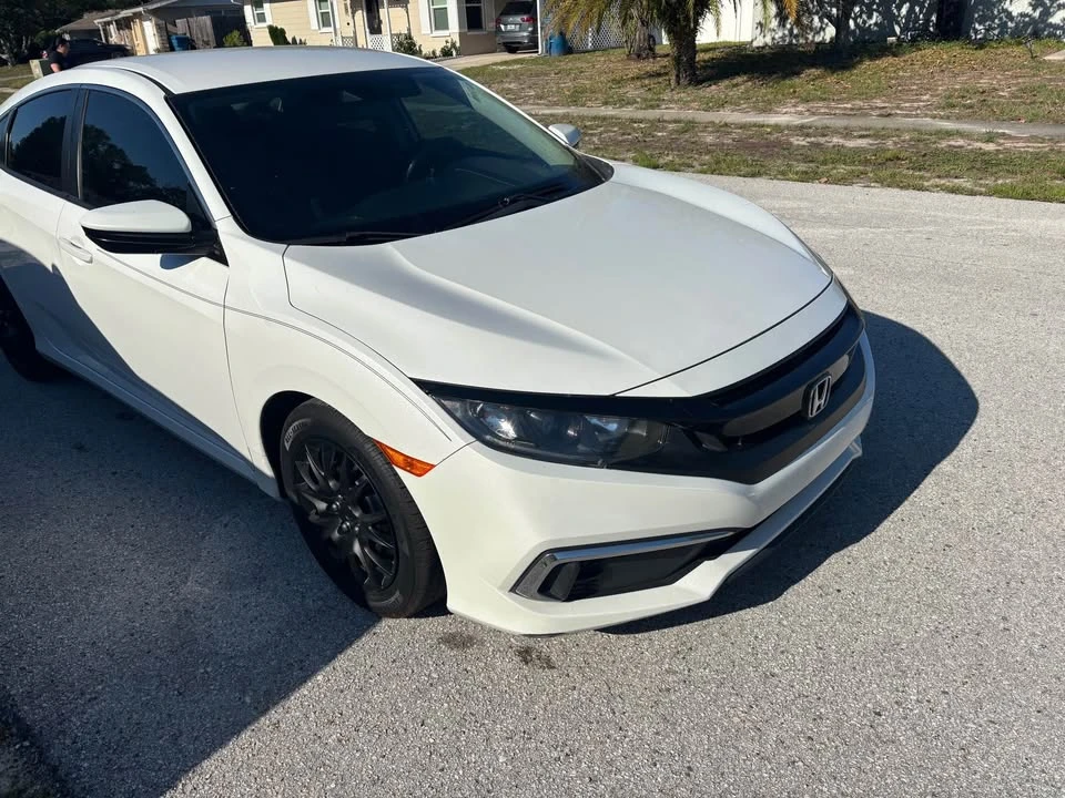 2019 Honda Civic 10th Gen - Image 2 of 15