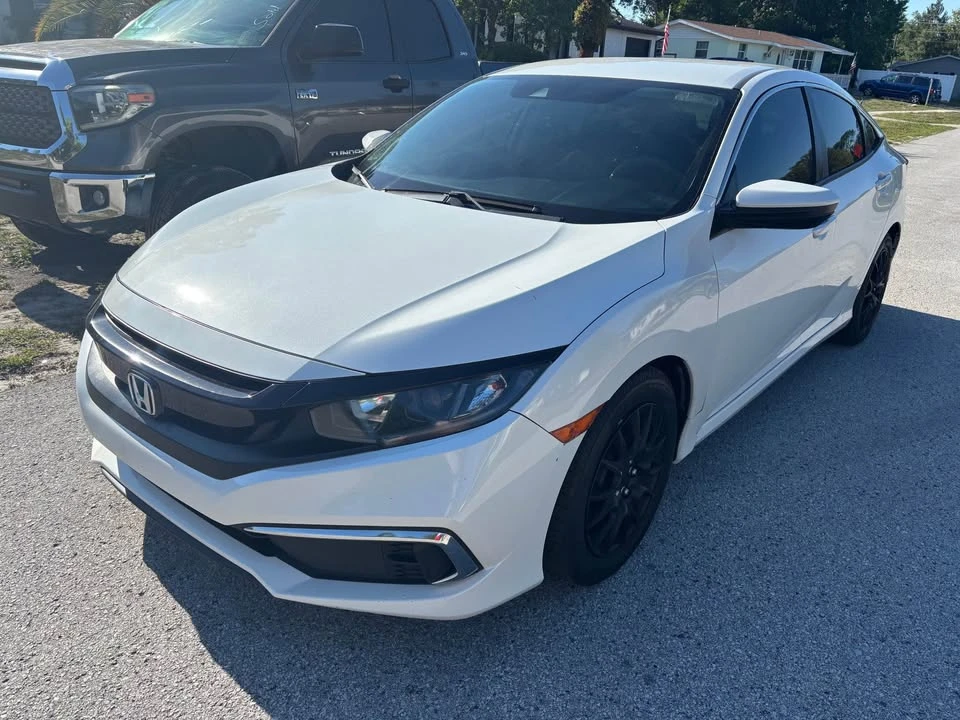 2019 Honda Civic 10th Gen - Image 3 of 15