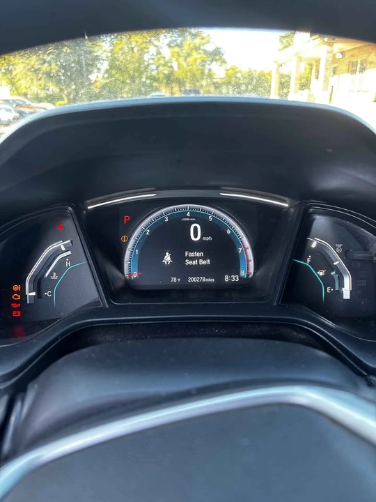 2019 Honda Civic 10th Gen - Image 9 of 10