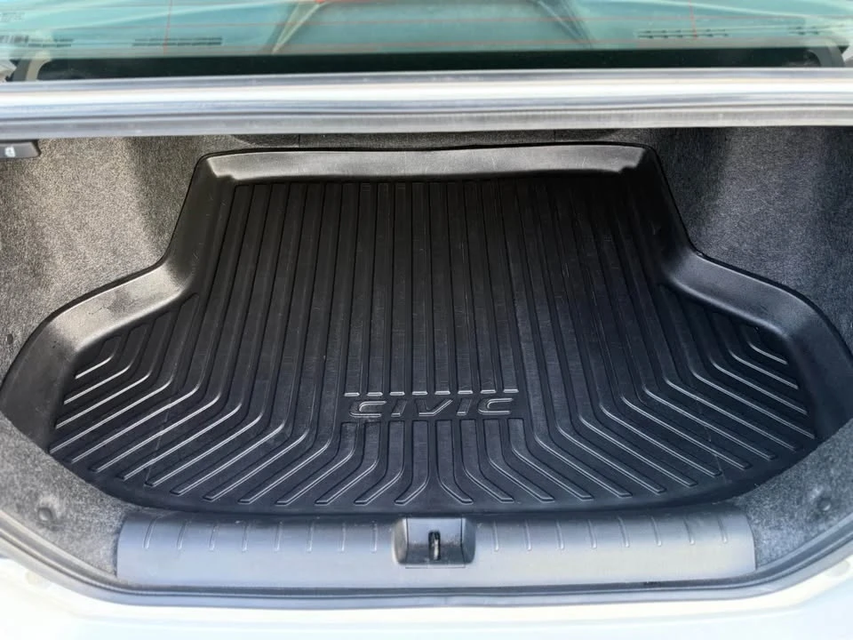2019 Honda Civic 10th Gen - Image 9 of 20