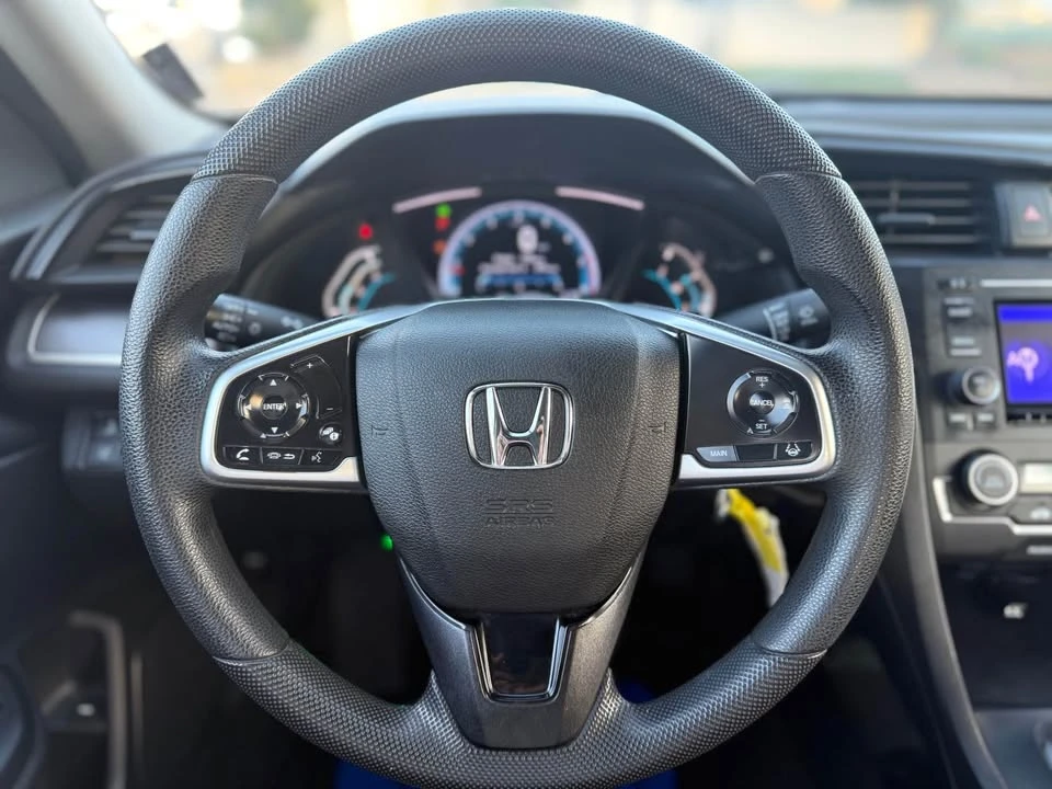 2019 Honda Civic 10th Gen - Image 13 of 20