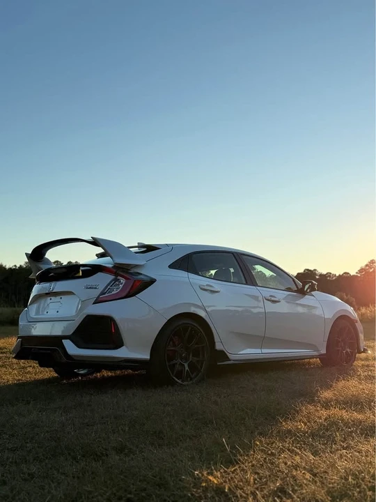 2019 Honda Civic 10th Gen - Image 5 of 13