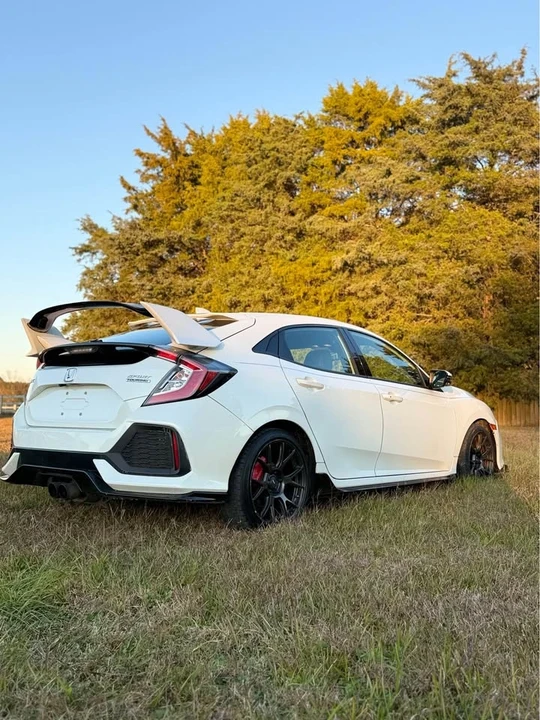 2019 Honda Civic 10th Gen - Image 7 of 13