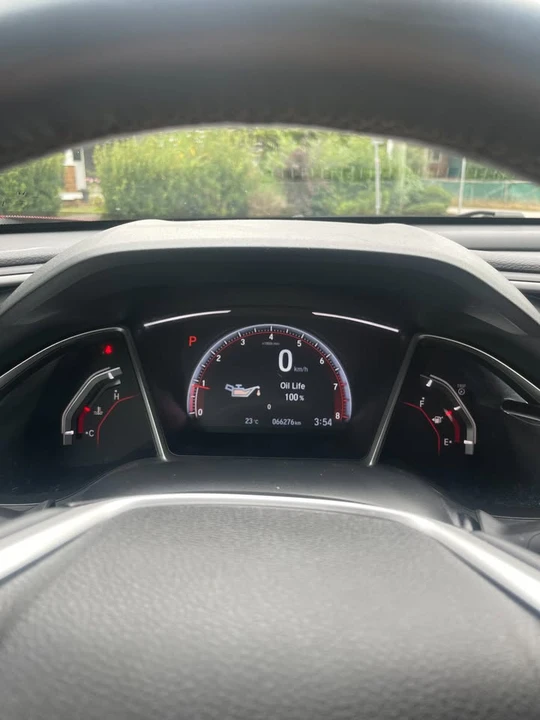 2019 Honda Civic 10th Gen - Image 10 of 13