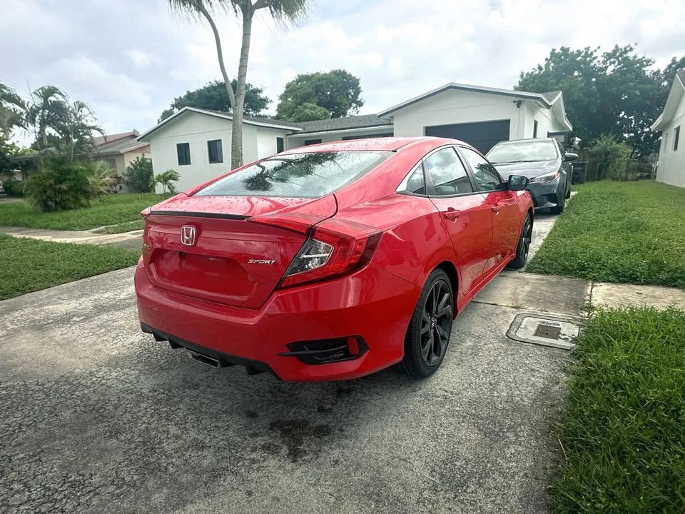2019 Honda Civic 10th Gen - Image 6 of 9