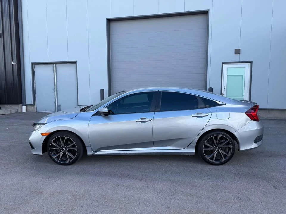2019 Honda Civic 10th Gen - Image 5 of 17
