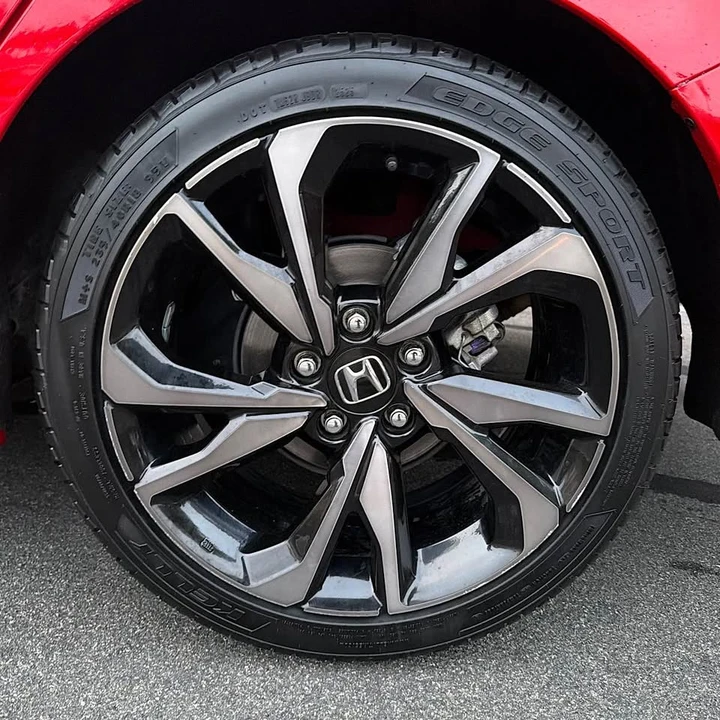 2019 Honda Civic 10th Gen - Image 10 of 14
