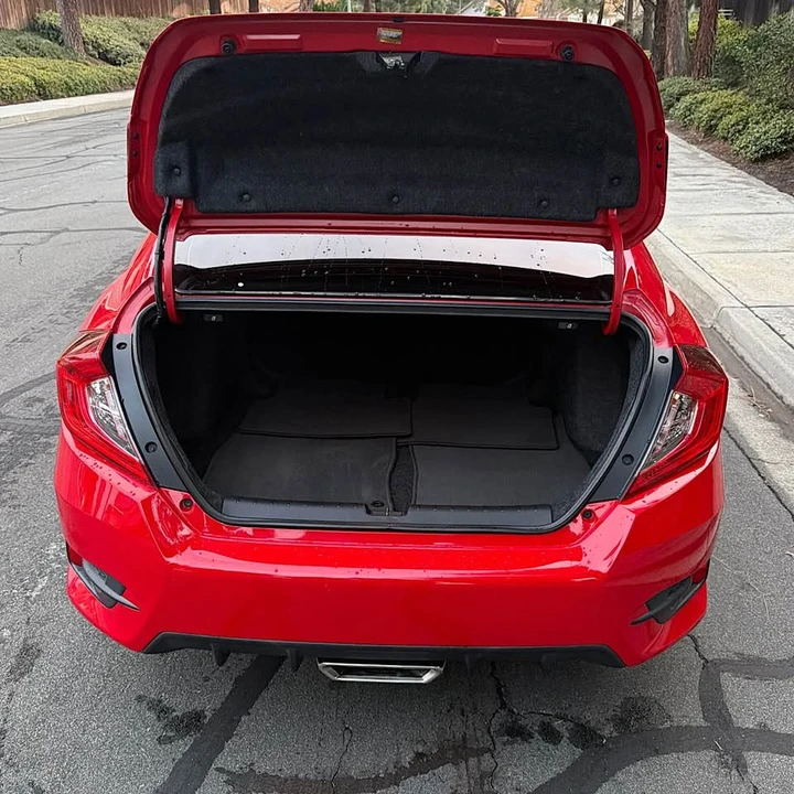 2019 Honda Civic 10th Gen - Image 9 of 14