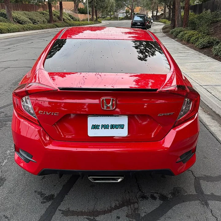 2019 Honda Civic 10th Gen - Image 8 of 14