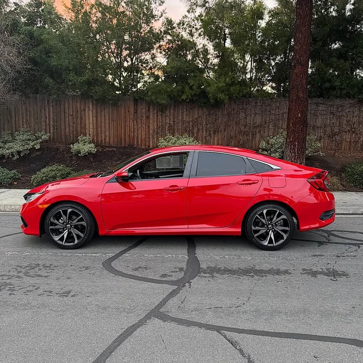 2019 Honda Civic 10th Gen - Image 5 of 14