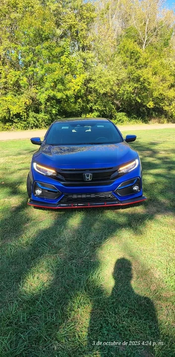 2019 Honda Civic 10th Gen - Image 2 of 12