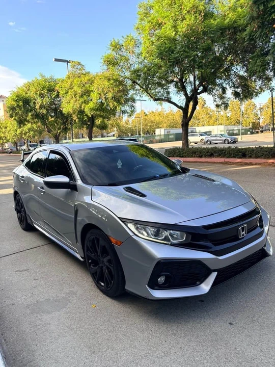 2019 Honda Civic 10th Gen - Image 2 of 6