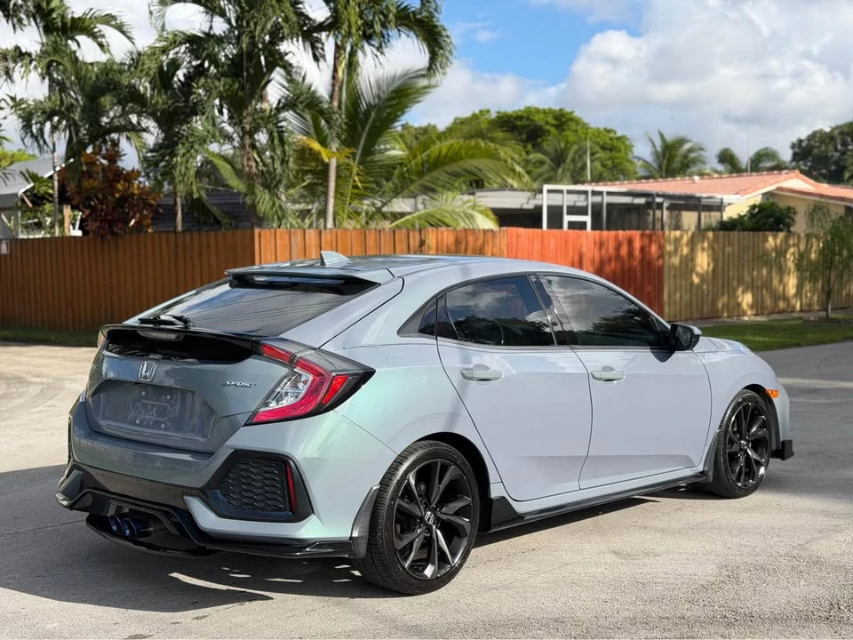2019 Honda Civic 10th Gen - Image 5 of 19
