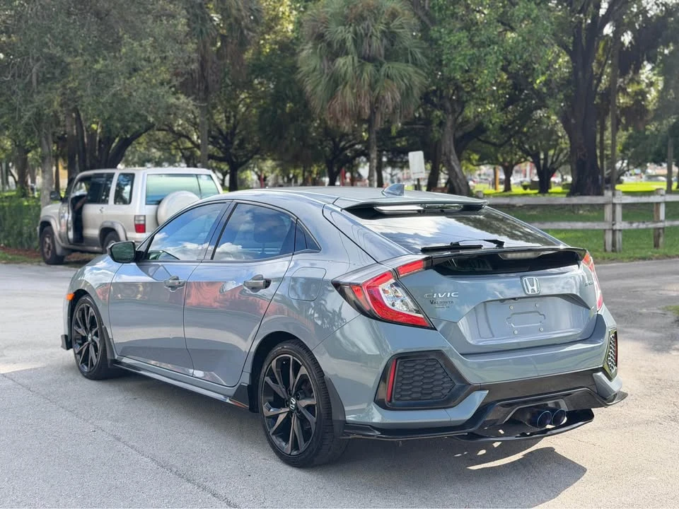 2019 Honda Civic 10th Gen - Image 7 of 19
