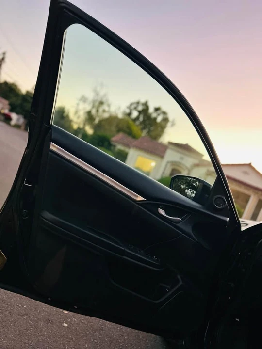 2019 Honda Civic 10th Gen - Image 13 of 15