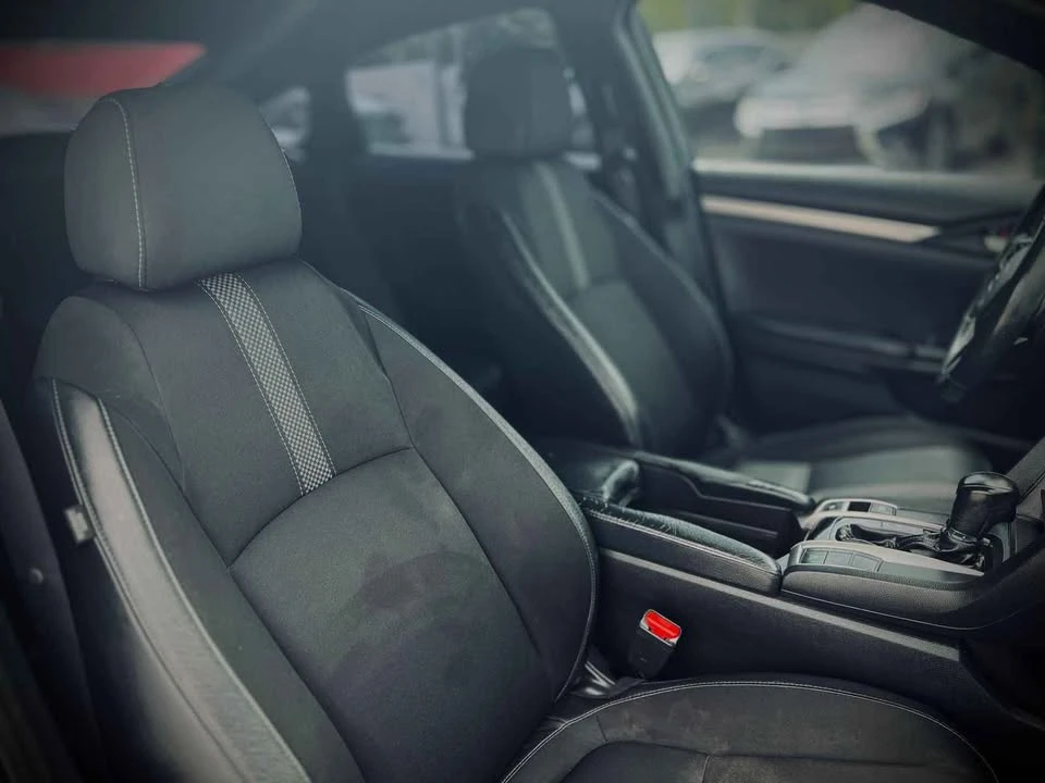 2019 Honda Civic 10th Gen - Image 11 of 12