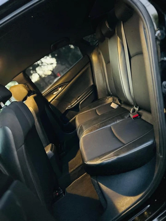 2019 Honda Civic 10th Gen - Image 12 of 15