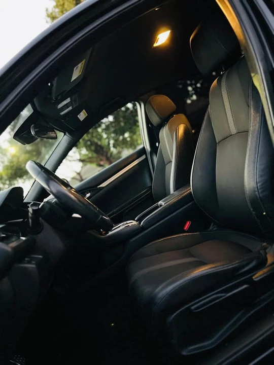 2019 Honda Civic 10th Gen - Image 15 of 15